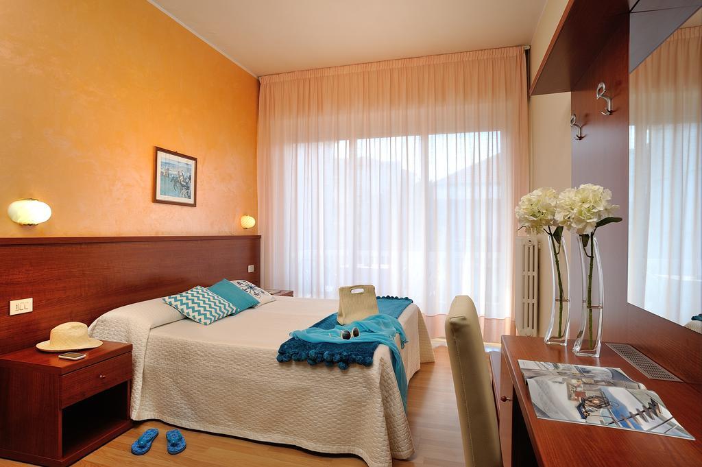 Corallo Wellness Hotel Діано-Марина Екстер'єр фото