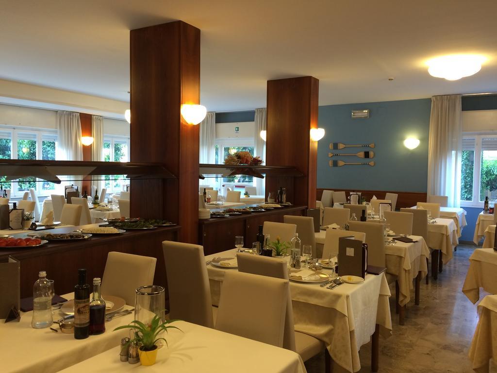 Corallo Wellness Hotel Діано-Марина Екстер'єр фото