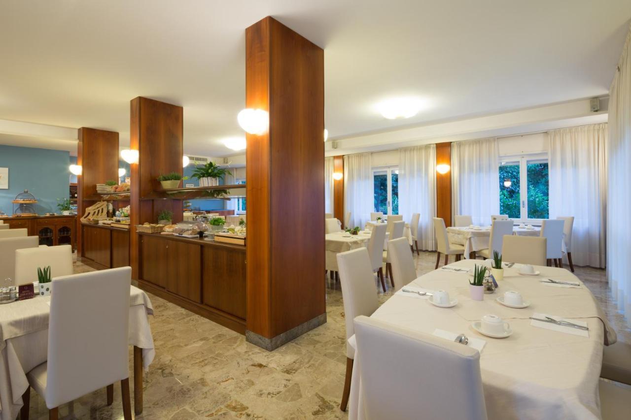 Corallo Wellness Hotel Діано-Марина Екстер'єр фото
